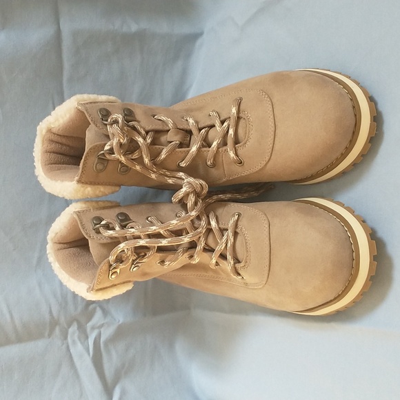 Cozy Tan Lace-Up Boots - Picture 1 of 4
